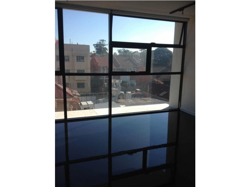 210/72  Acland Street, St Kilda VIC 3182