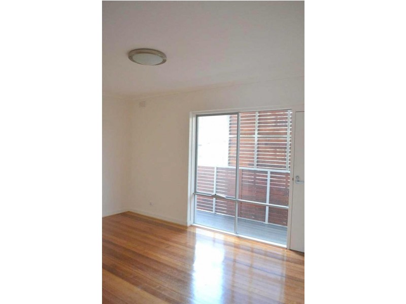 8/93  Argyle Street, St Kilda VIC 3182