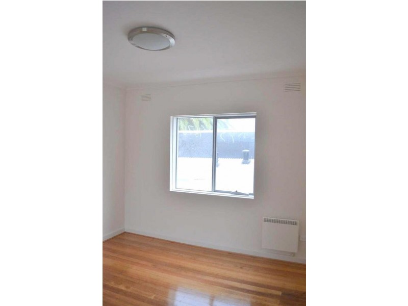 8/93  Argyle Street, St Kilda VIC 3182