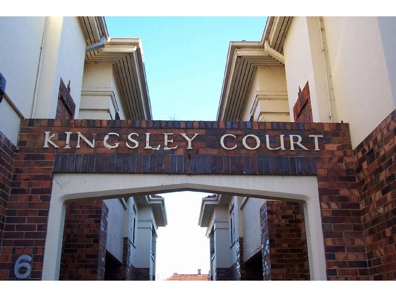 8/6  Kingsley Avenue, Elwood VIC 3184