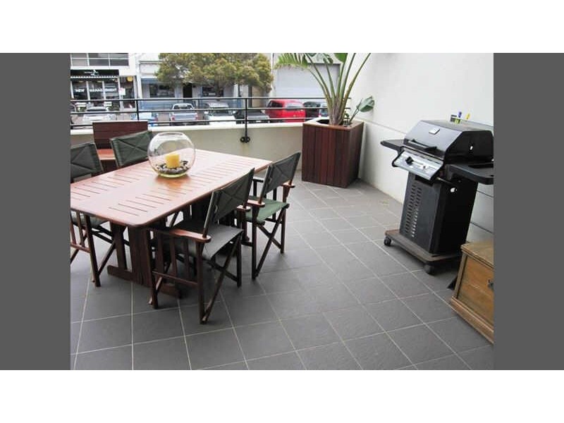210C/166  Rouse Street, Port Melbourne VIC 3207