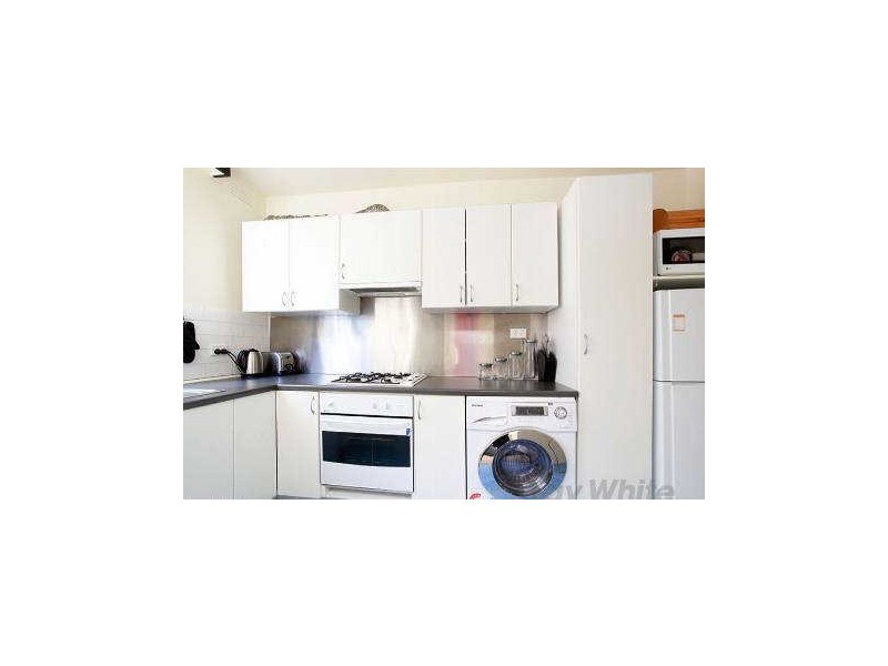 4/39  Spray Street, Elwood VIC 3184