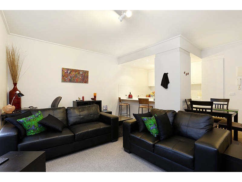 71/151-153 Fitzroy Street, St Kilda VIC 3182