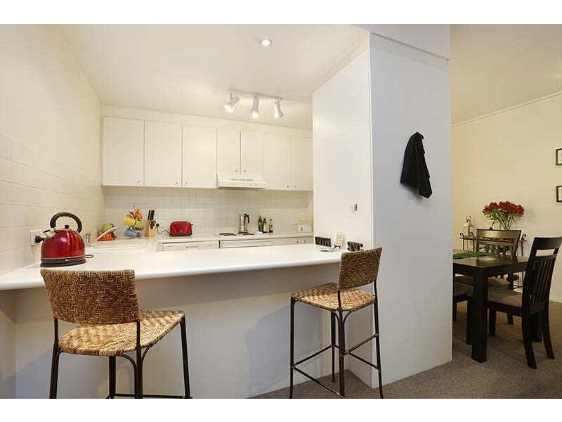 71/151-153 Fitzroy Street, St Kilda VIC 3182