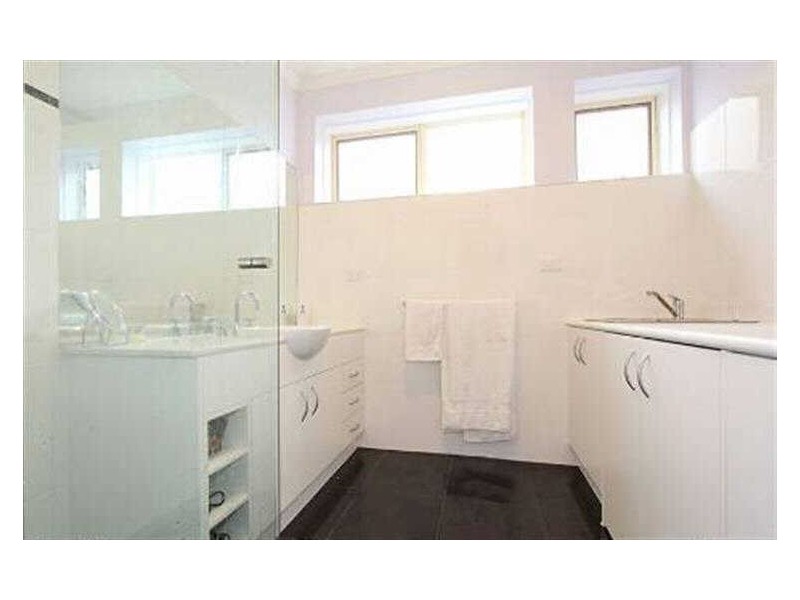 14/25  Mitford Street, St Kilda VIC 3182