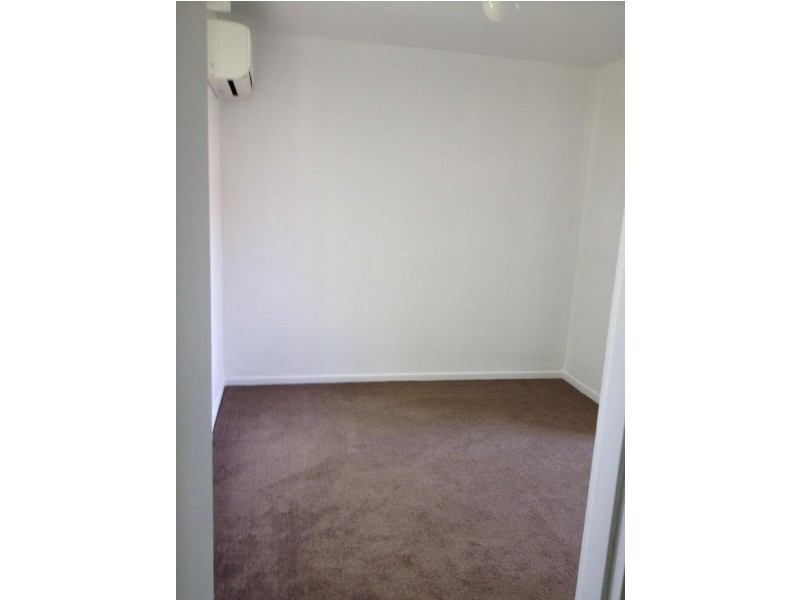 2/56  Carlisle Street, St Kilda VIC 3182