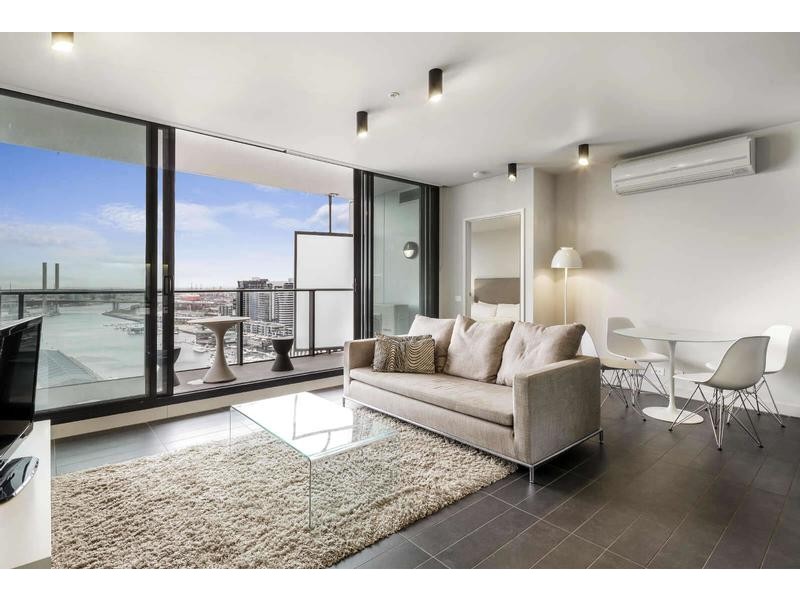2013/673  La Trobe Street, Docklands VIC 3008