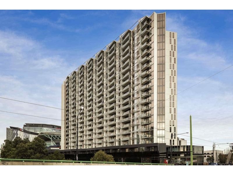 2013/673  La Trobe Street, Docklands VIC 3008