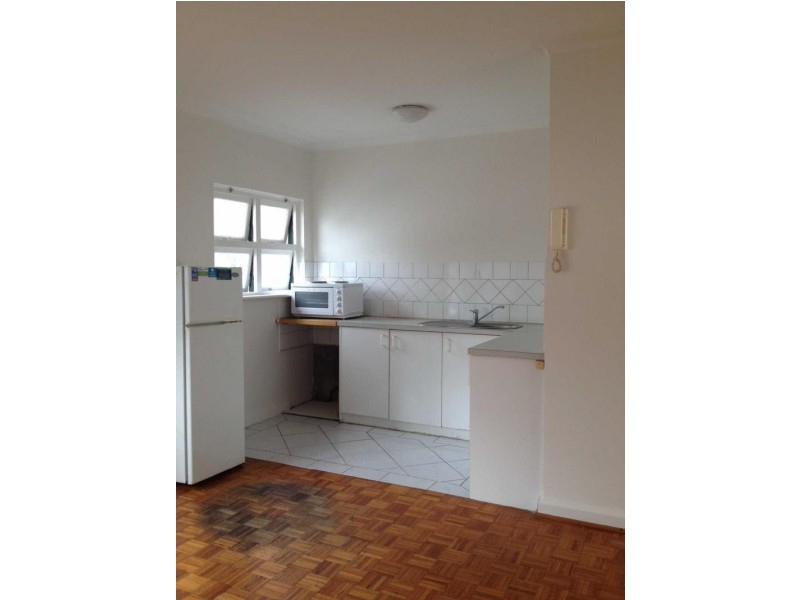 10/22  Dalgety Street, St Kilda VIC 3182