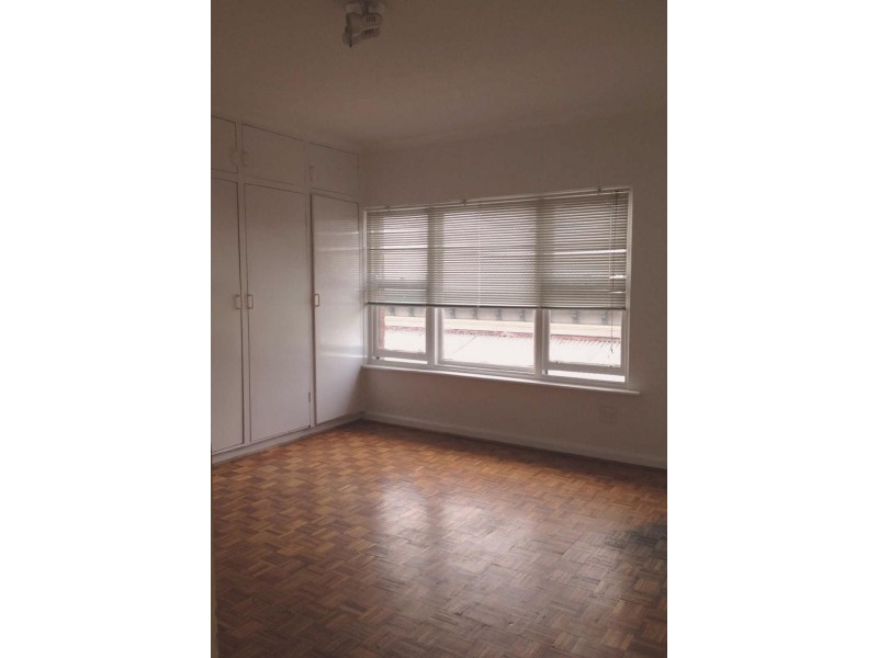 10/22  Dalgety Street, St Kilda VIC 3182