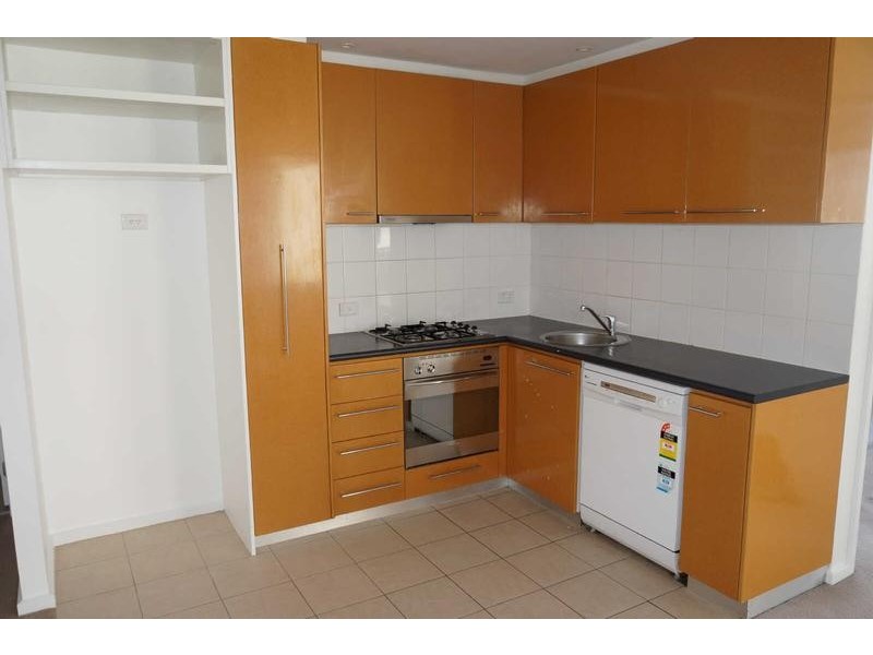 1106/82  Queens Road, Melbourne VIC 3004