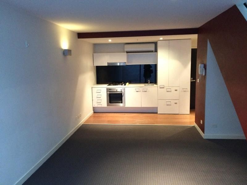 103/63  Acland Street,, St Kilda VIC 3182