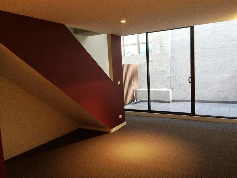 103/63  Acland Street,, St Kilda VIC 3182