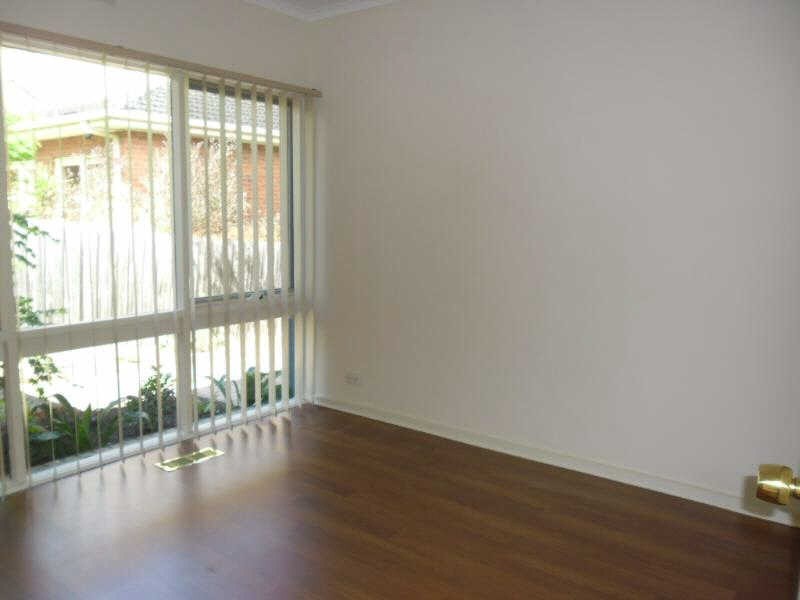 13/25  Redan Street, St Kilda VIC 3182