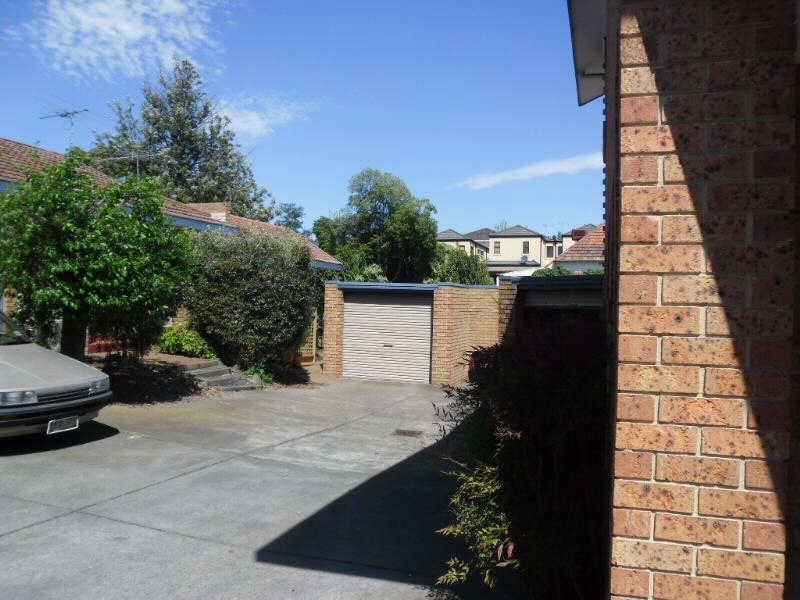 13/25  Redan Street, St Kilda VIC 3182