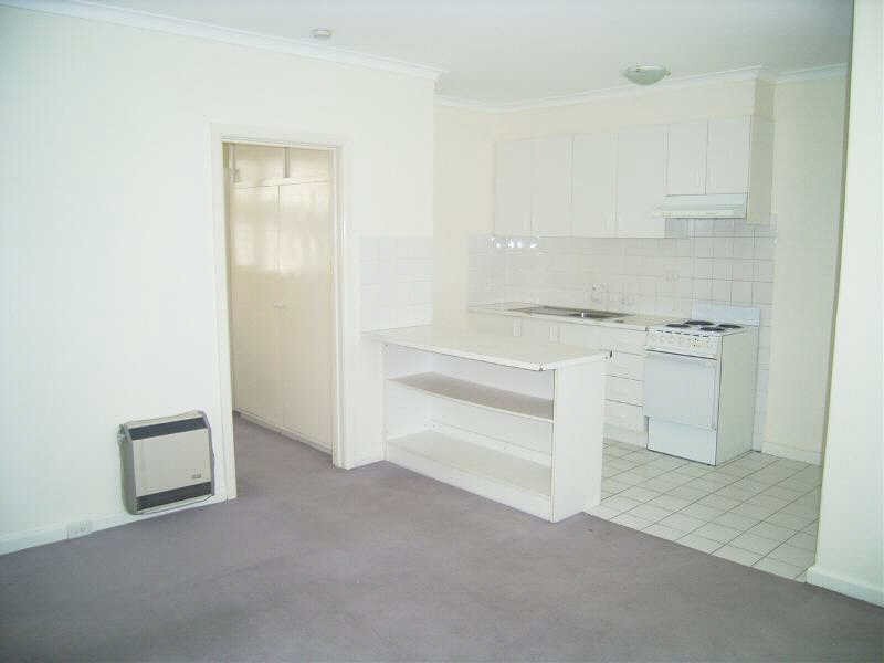 7/2  Marriott Street, St Kilda VIC 3182