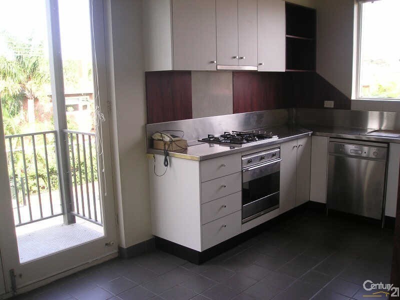 3/32 Vale Street, St Kilda VIC 3182