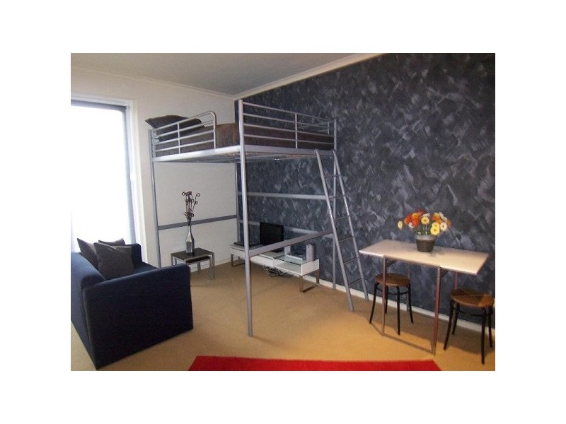 13/15 Acland Street, St Kilda VIC 3182