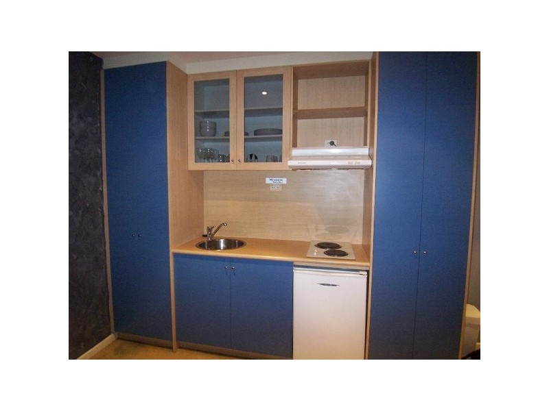 13/15 Acland Street, St Kilda VIC 3182