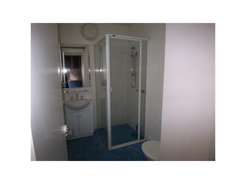 4/15 Acland Street, St Kilda VIC 3182