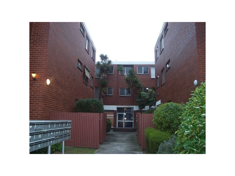 4/105 Park Street, St Kilda VIC 3182