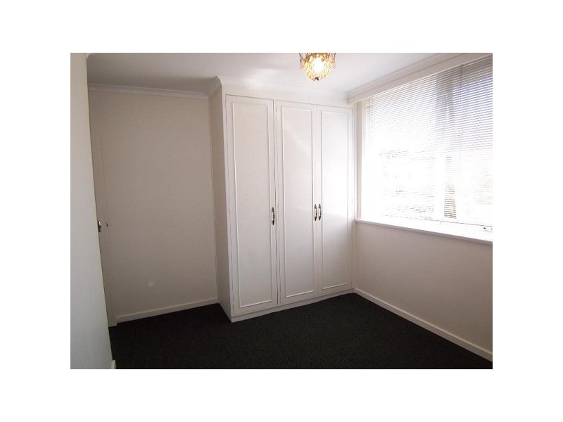 12/8 Robe Street, St Kilda VIC 3182