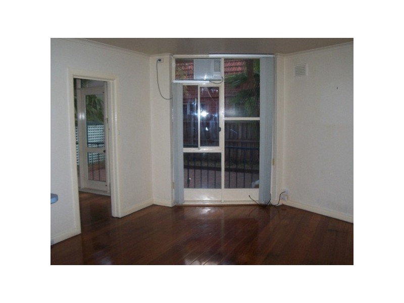 St Kilda VIC 3182
