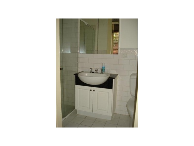 1/2A Dalgety Street, St Kilda VIC 3182