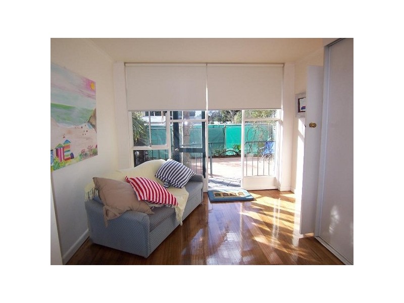 St Kilda VIC 3182