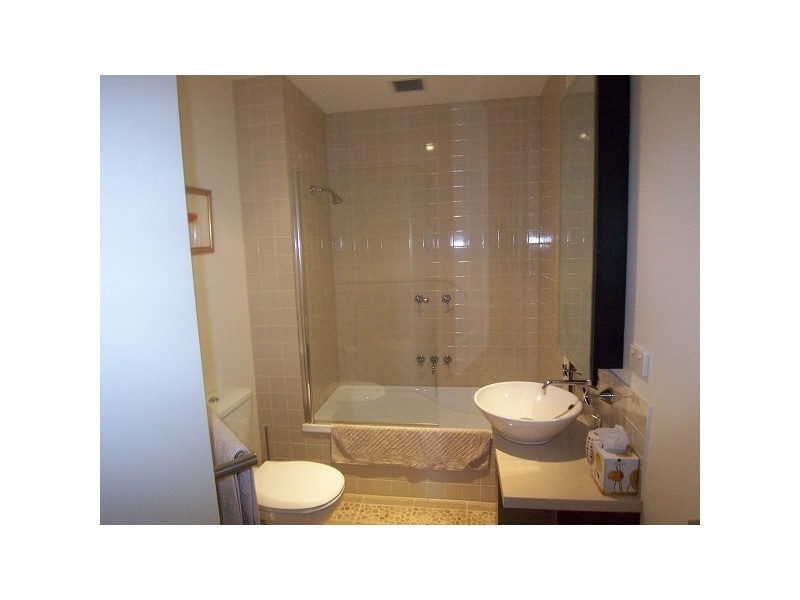 22/129 Ormond Esplanade, Elwood VIC 3184