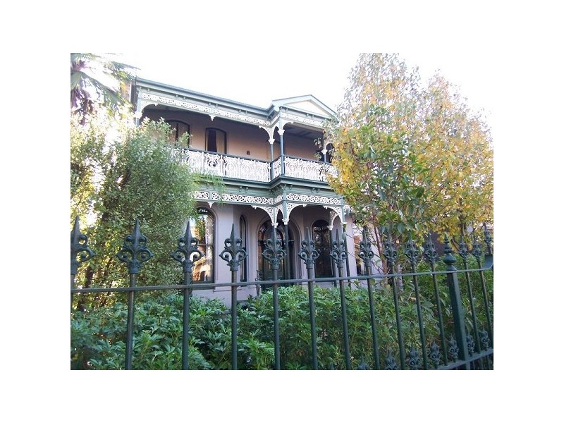 28 Robe Street, St Kilda VIC 3182