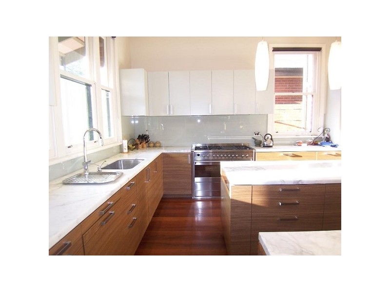 28 Robe Street, St Kilda VIC 3182