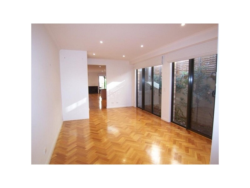 43A Ruskin Street, Elwood VIC 3184