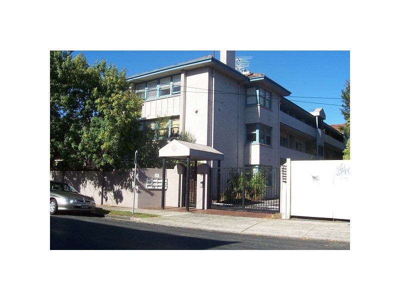 St Kilda VIC 3182