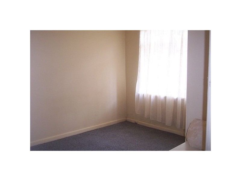 2/19 Pine Avenue, Elwood VIC 3184