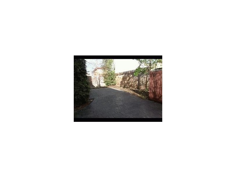 4/2A Shirley Grove, St Kilda East VIC 3183