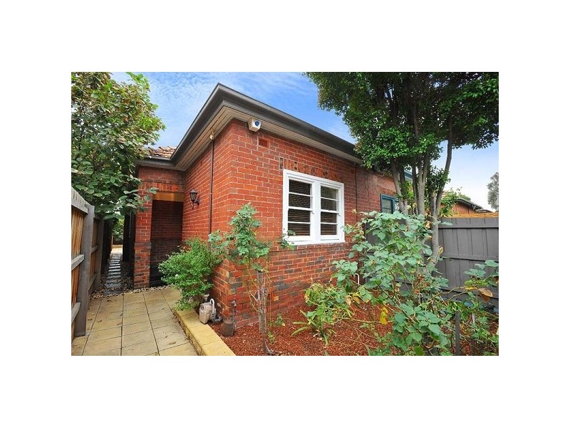11 Albert Street, St Kilda VIC 3182