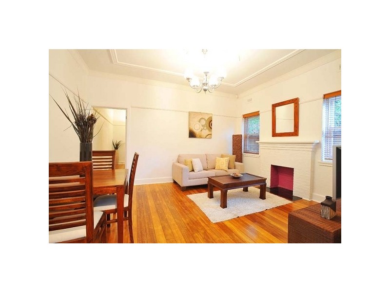 11 Albert Street, St Kilda VIC 3182