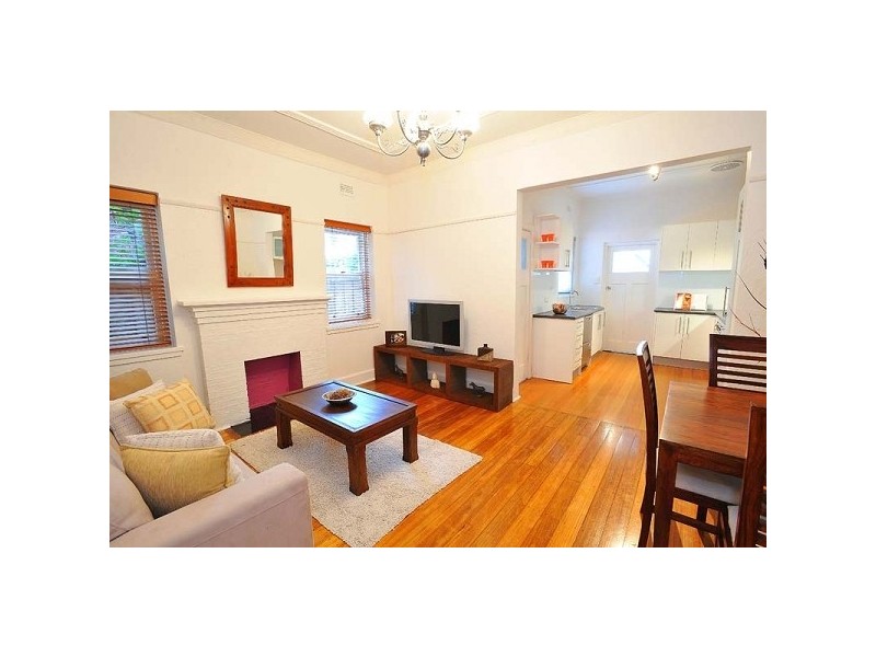 11 Albert Street, St Kilda VIC 3182