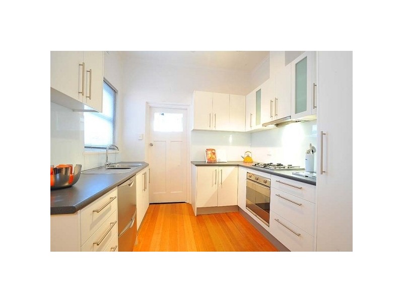 11 Albert Street, St Kilda VIC 3182