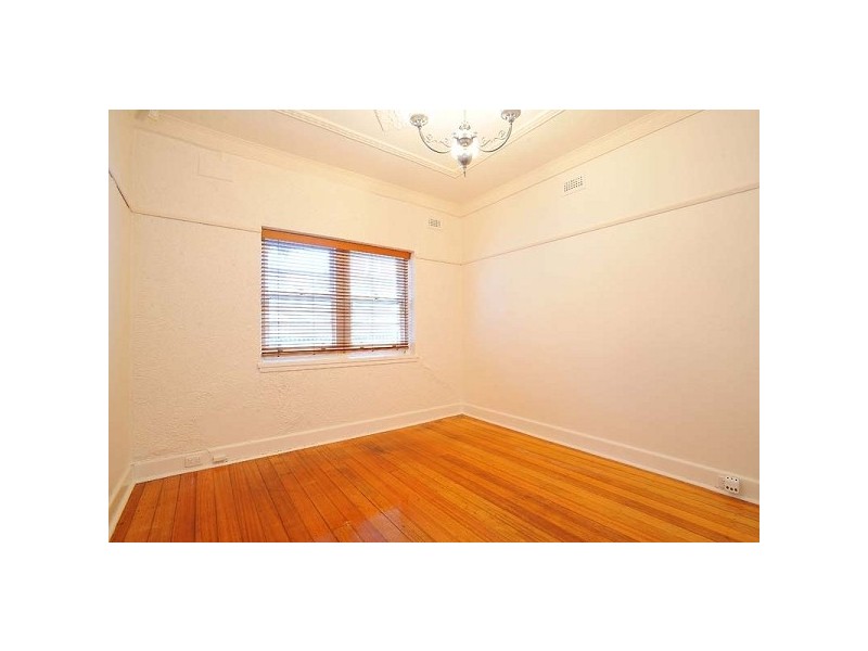 11 Albert Street, St Kilda VIC 3182