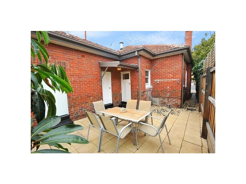 11 Albert Street, St Kilda VIC 3182