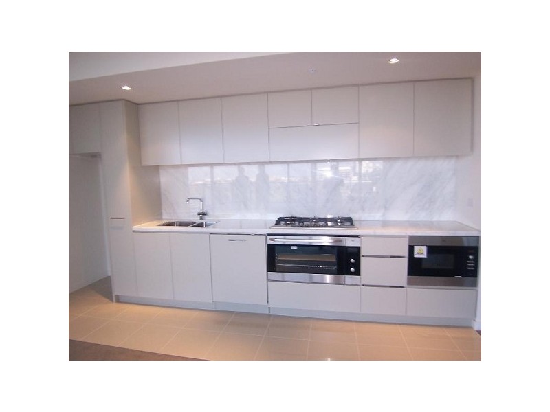 1008/55 Queens Road, Melbourne VIC 3004