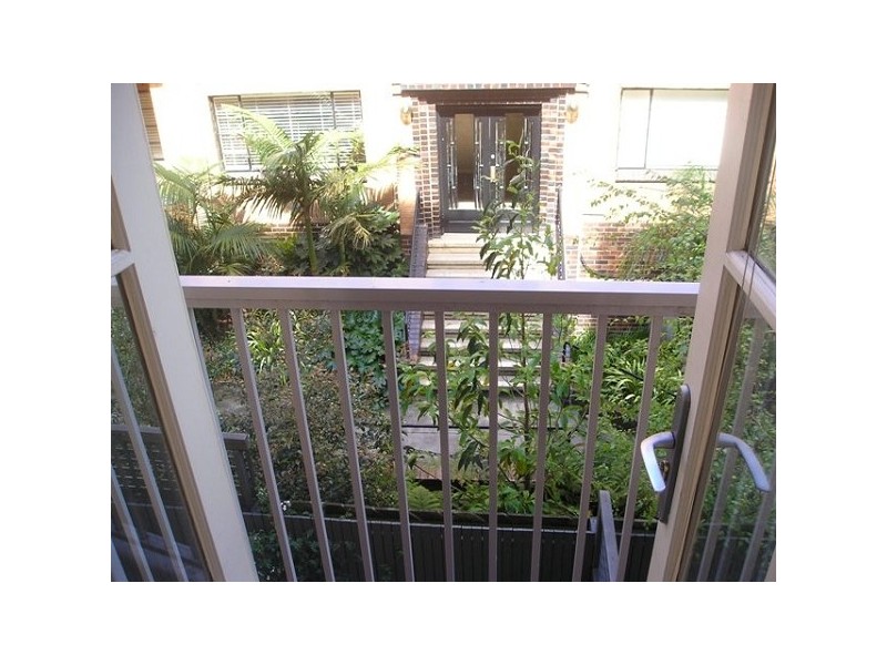 12/149 Fitzroy Street, St Kilda VIC 3182