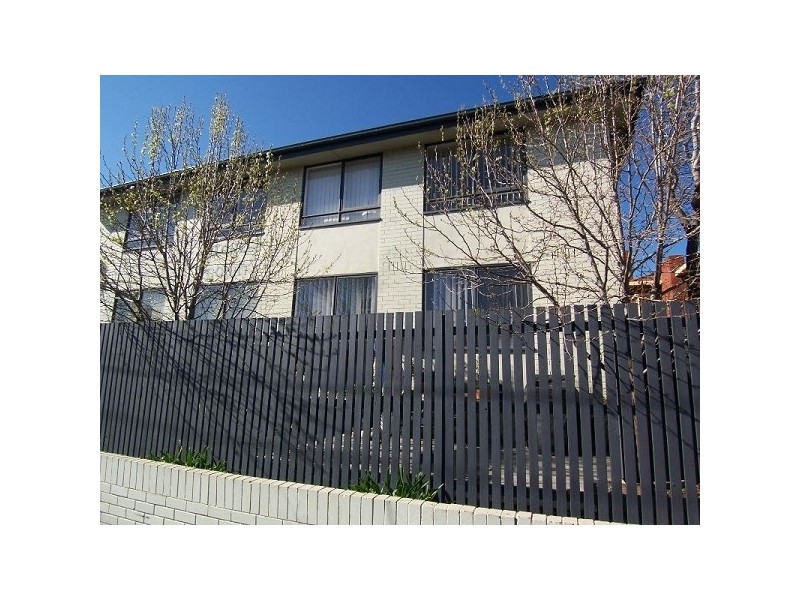 8/15 Mitchell Street, St Kilda VIC 3182