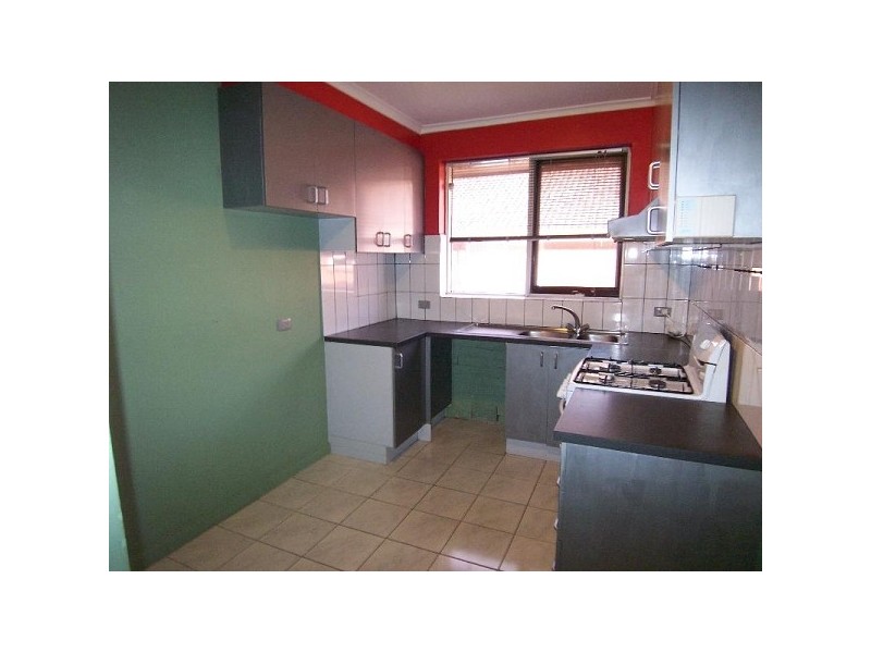 8/15 Mitchell Street, St Kilda VIC 3182