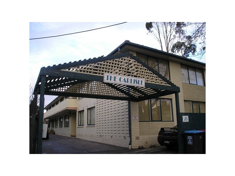8/23 Carlisle Avenue, St Kilda East VIC 3183
