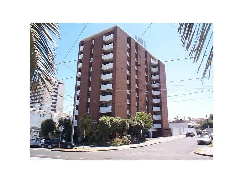 32/13 Esplanade, St Kilda VIC 3182