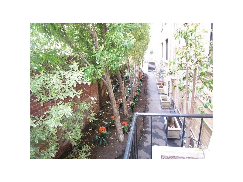 11/27 Dickens Street, Elwood VIC 3184