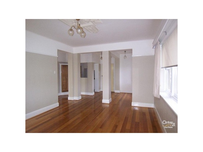 2/223 Page Street, Middle Park VIC 3206